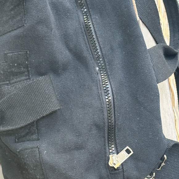 PINK EUC Classic Canvas Duffel Bag Black LOVE PINK Zipper - Picture 9 of 11